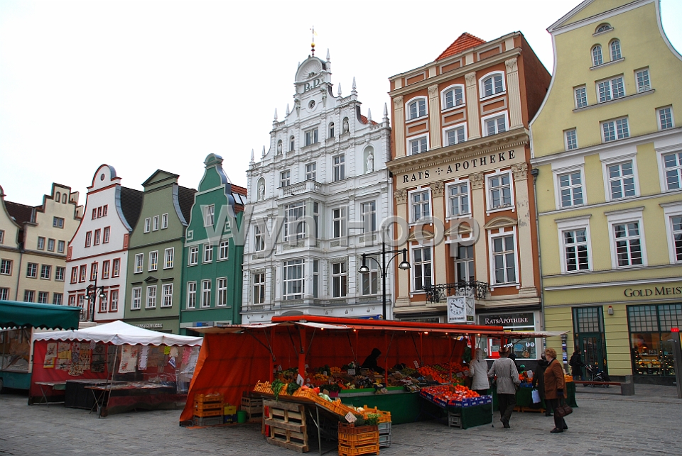 Rostock Neuer Markt_1.JPG - Rostock, am Neuen Markt